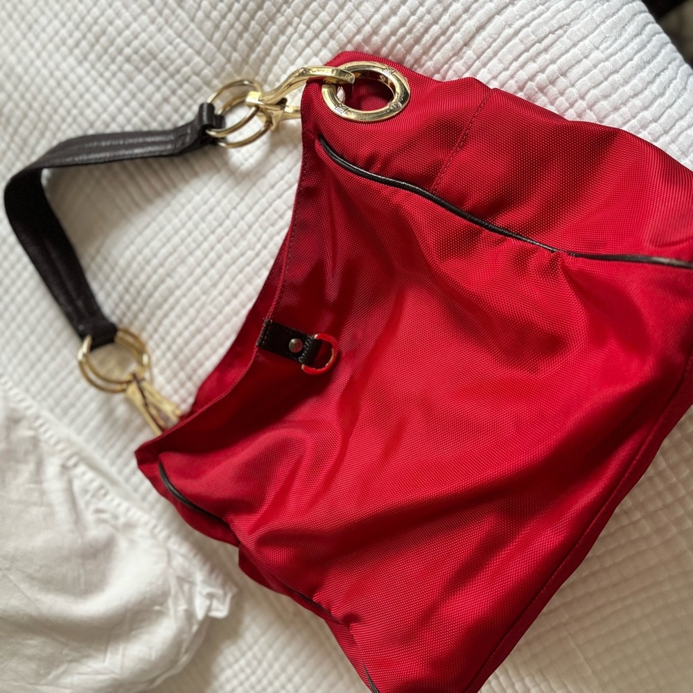 Chic Red Shoulder Bag with Gold Accents
